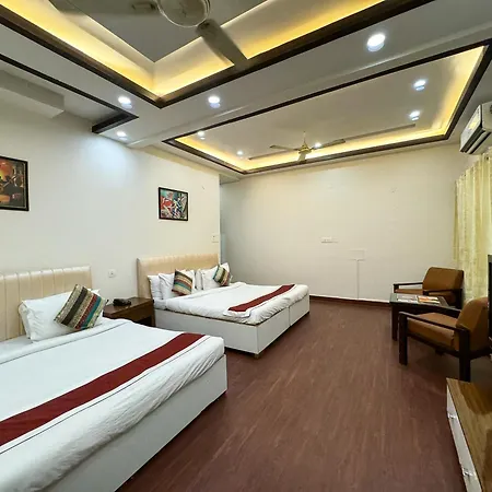 Green View By Green Tree Hotels Rishikesh Exterior photo